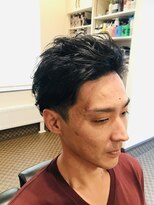 理容 うめむら 2ブロック/後ろに流れるパーマ