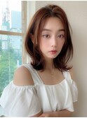 20代30代40代小顔外ハネミディアムひし形シルエットくびれミディ