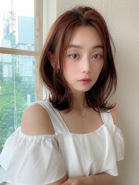 アフロート ディル(AFLOAT D'L) 20代30代40代小顔外ハネミディアムひし形シルエットくびれミディ