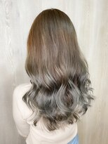 パレット 本厚木店(Palette)&nbsp;プラチナアッシュグラデーション☆