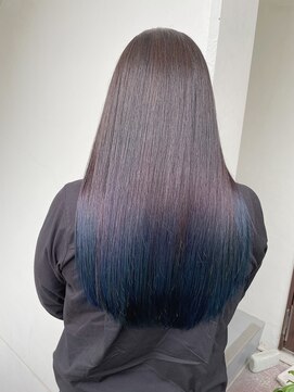 サロンドミルク 溝の口店(salon de MiLK) ＊一回のブリーチで頑張って作ったブルーグラデーションです。
