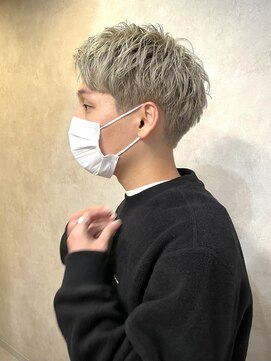 ルーム(.room.) ベリーショート・ハイトーン