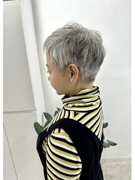 ノーマン(norman) オシャレグレイショート