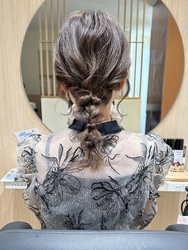綾橘 結婚式お呼ばれヘアアレンジ
