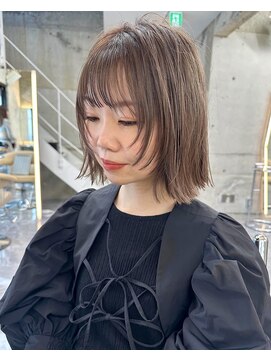 サイン 渋谷(SIGN) 20代ボブレイヤーカットグレージュブリーチ無し