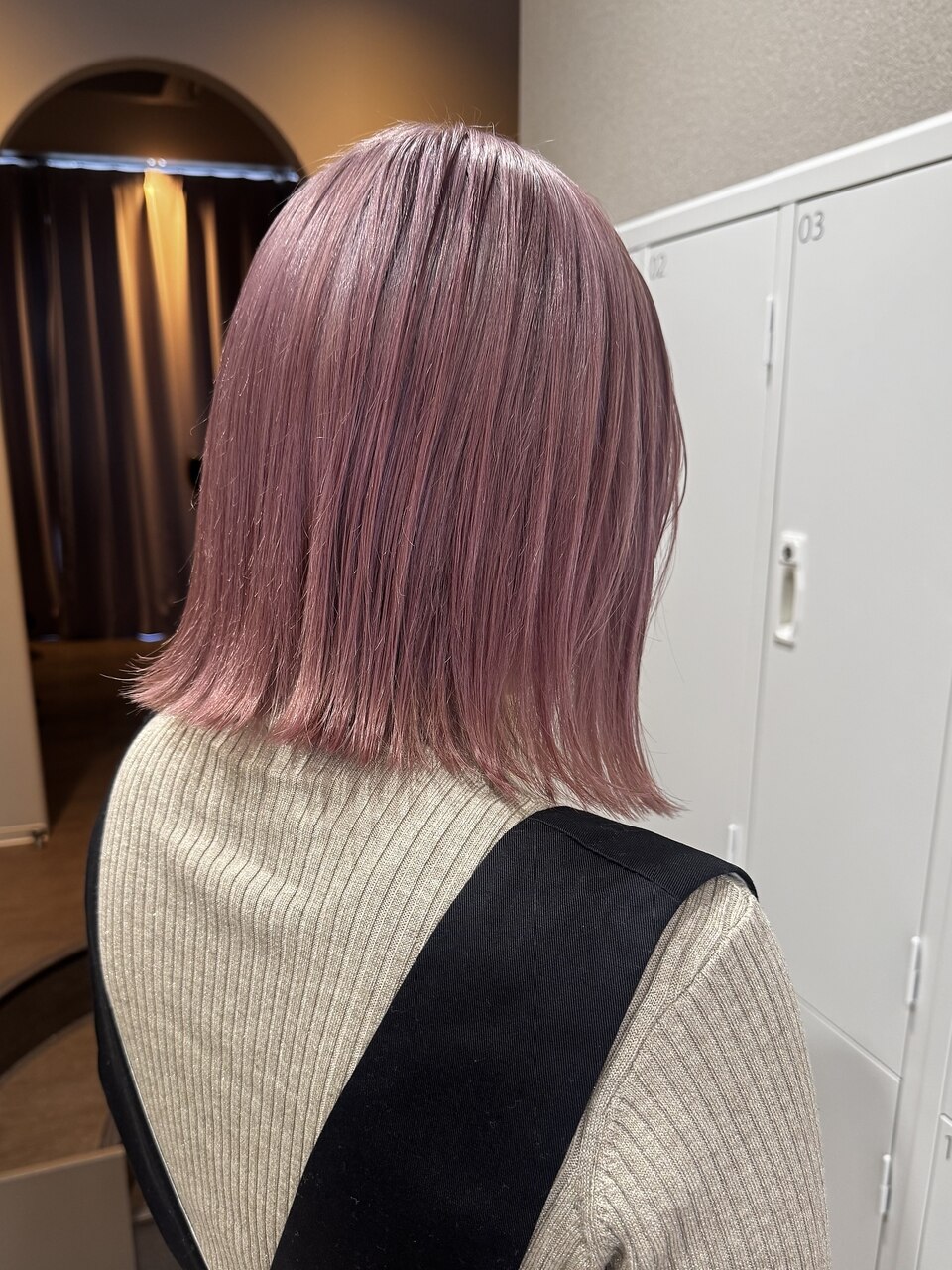 ピンクベージュ/ブリーチ/ボブ/表参道/女性美容師