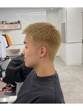 ダムディートウキョウ 心斎橋店(DAMDEE TOKYO) 金髪クロップ