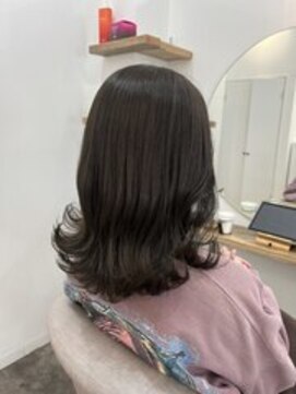 シアアルン 新小岩店(SHEER alun) ダークグレージュ