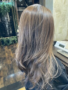 ヘアー クリエイト カルバリ(HAIR CREATE Calbari) ロングレイヤー×ベージュカラー