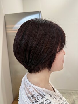 コース(co-th.) 丸みショートダークレッドブラウン×小野ふゆり