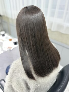 スウィープ(sweep) 髪質改善カラー × graige
