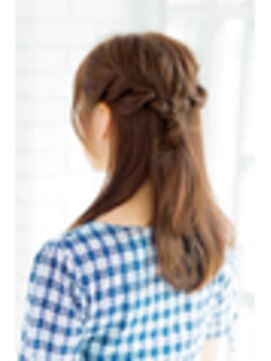 美容室 パルス 静岡鷹匠店(PALS) 簡単ねじりアレンジでハーフアップ☆オフィスでもOK！