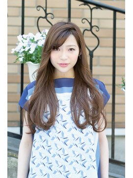 カルフール 草加本店(Carrefour) グラデカットでつくるリラックスロング♪