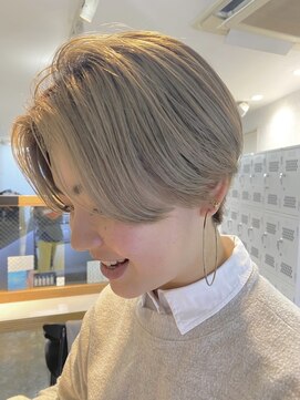 サンク 原宿 表参道(cinq) ダブルカラー/ケアブリーチ/インナーカラー/ハイライト[原宿]