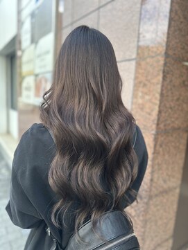 フツーロ 栄(FUTURO) プルエクステ