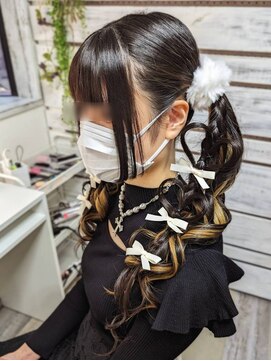 ミザリー(MISERY) ハートアレンジ、ツインテール、量産巻き