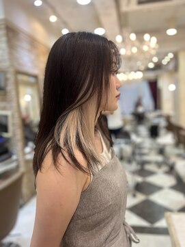 シェリア(Shelia) 【清水香波】white