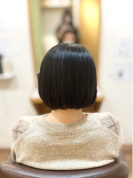 ヘアー グリーン(hair green) 30代40代50代/ツヤ髪/前下がりボブ/髪質改善トリートメント