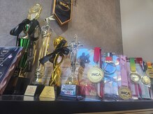 美容コンテスト世界大会グランプリ～受賞多数スタイリストが在籍