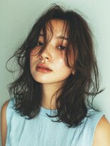 ニーフ 恵比寿(neaf)&nbsp;大人ガーリー　ダークアッシュ　似合わせカット　ミディアム