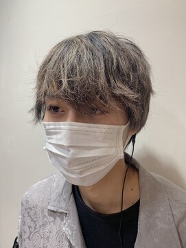 フォルテ 草薙店 メンズハイライトカラー グレー