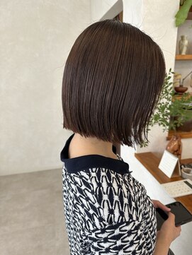 イルプロム 御厨店(illuprom.) ぱつっとボブ