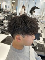 オーシャントーキョー(OCEAN TOKYO)&nbsp;メンズパーマツイスパ波巻きスパイラルマッシュセンターパート