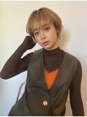 ショートヘア　丸みシルエット　ふんわりショート