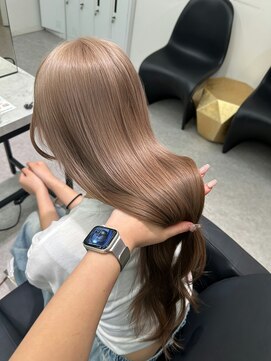 ペレ 渋谷(PELE) ホワイトグレージュ/デジタルパーマ/チェリーブラウン/渋谷