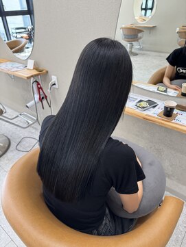 シカ 神戸三宮元町店(Cica) 髪質改善 ロング ストレート 神戸三宮元町 縮毛矯正 美髪 艶髪