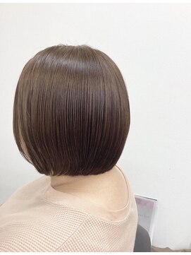 リュール バイ ヘッドライト 北千住店(lueur by HEADLIGHT) 丸みボブ