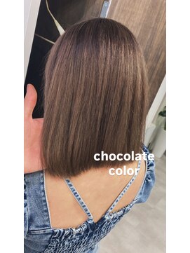 チョコレートカラー
