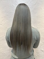 フッタ(Futta)&nbsp;グレージュカラー【西武新宿駅】【駅近徒歩1分】