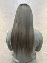 フッタ(Futta)&nbsp;グレージュカラー【西武新宿駅】【駅近徒歩1分】