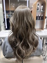 ピークアブー アヴェダ ギンザシックス(PEEK-A-BOO AVEDA GINZASIX) 赤み消しカラー♪夏を先取る透明感オリーブ×立体感ウェーブ◆