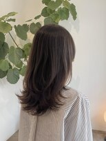 イニ 福井店(ini) ミディアムレイヤー×グレージュヘア/大竹