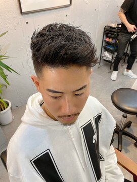 メンズ ラピス(Men's Lapis) フェードTHAアブロード