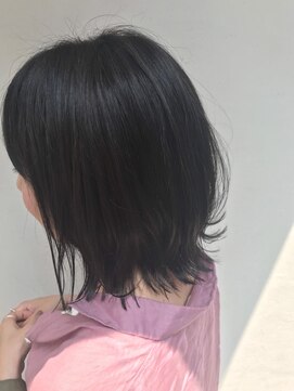 フロート 小阪店(float) 黒髮ショート_マニッシュショート,ネイビーカラー,フレンチボブ