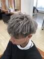 ナウラ(Naurra) ハイトーンカラー!ブリーチカラーも得意です!《メンズパーマ》