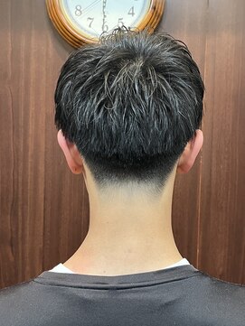 ヒロギンザ 新橋店(HIRO GINZA) 7:3刈り上げアップバング