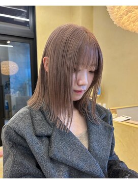 スニュウ(snuw) 切りっぱなしボブ小顔カットグレージュミルクティ