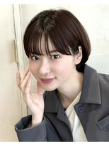 アフロート ルヴア(AFLOAT RUVUA)&nbsp;〔岩田莉奈〕ハイライトで白髪ぼかし★くびれショートボブ　新宿