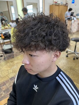 フェードカットプードルパーマ