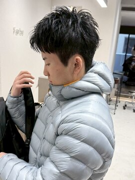 ファルベ(Farbe) サーフカール/刈り上げセンターパート/波巻きツイストスパイラル