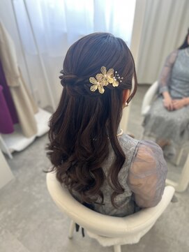 ブラン(Blanc) ハーフアップ