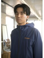 ソーレ(sole)&nbsp;mitsukiセンターパート毛流れパーマニュアンスパーマ