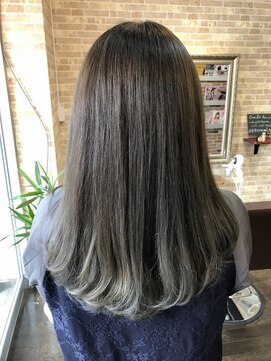 ヘアーサロン クレア(Hair salon Crea) 【Crea】ワンカール＊ミディアム＊アッシュグレー