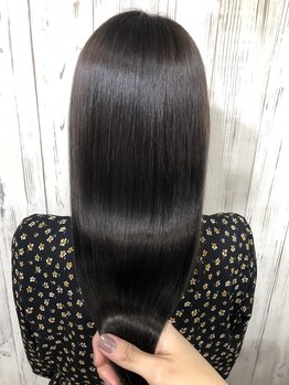 ヘアー ティンク(hair tink'u)の写真/【Aujua認定サロン☆】Aujuaのオーダーメイドヘアケアプログラムで、あなたの髪の美しさをサポートします―