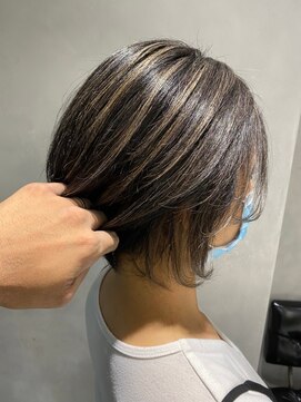 アース 春日部店(HAIR&MAKE EARTH) 白髪ぼかしハイライト、ショートボブ