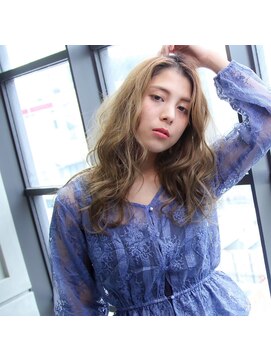 アニータバイガネイシャ(Aujua anita by ganesha) ベージュカラー×似合わせカット#髪質改善#長浜#ブリーチ